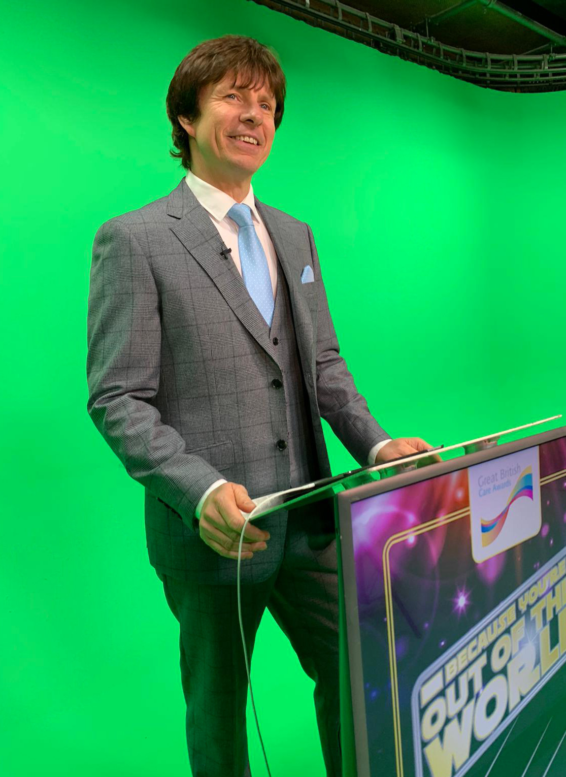 presenter main